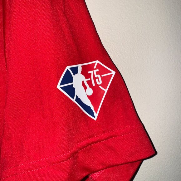 Nike NBA Atlanta Hawks Team Issue PE Player Pregame Warmup T-Shirt Mens NEW - Picture 5 of 14